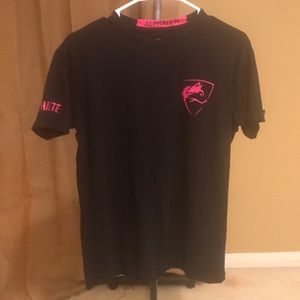 Alphalete athletics T-shirt bundle.